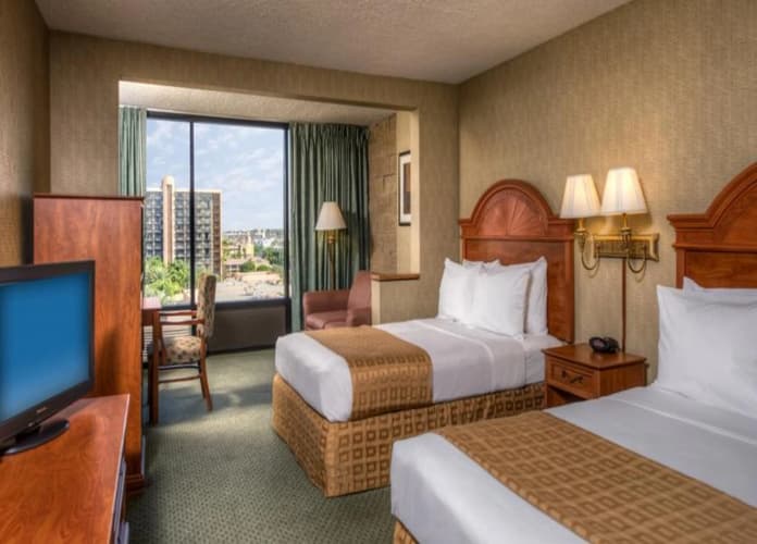 Clarion Hotel Anaheim Resort photo 5