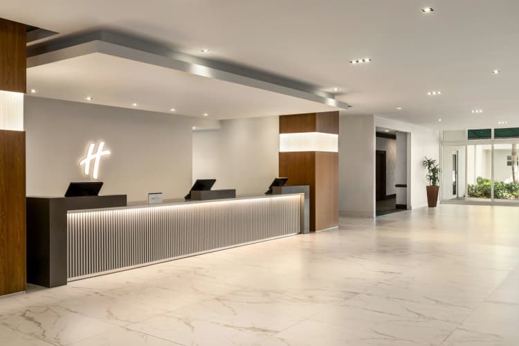Holiday Inn Miami Beach-Oceanfront photo 3