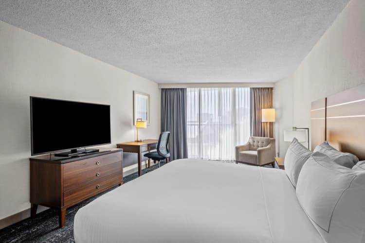 DoubleTree by Hilton Hotel Atlantic Beach Oceanfront photo 5