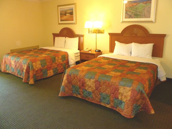 Heritage Inn Express Roseville, photo 4