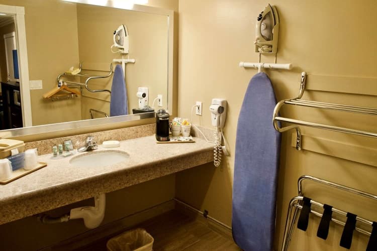 Best Western China Lake Inn photo 5