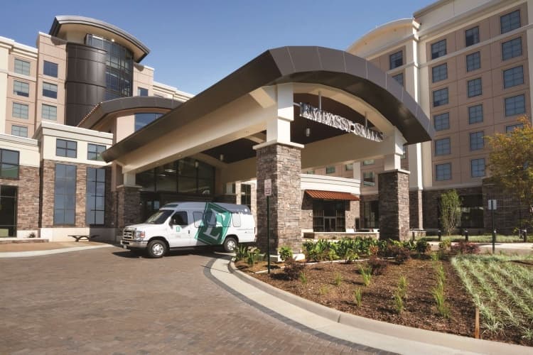 Embassy Suites Springfield, photo 2