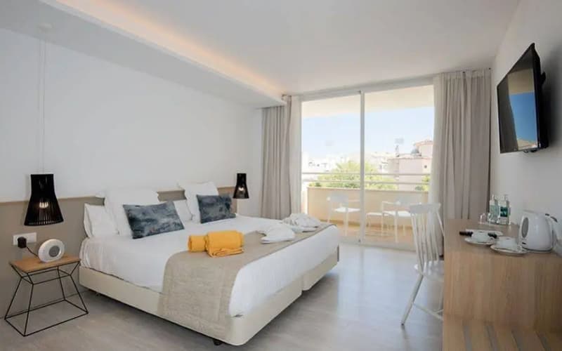 Globales Cala Bona Suites, photo 3