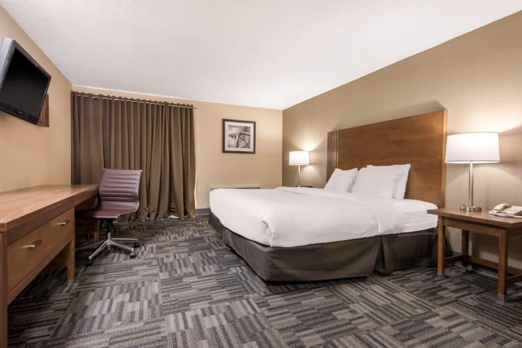 Quality Inn & Conference Centre photo 5