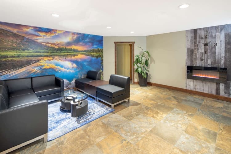 Travelodge by Wyndham Golden Sportsman Lodge, photo 3