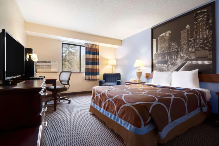 Super 8 By Wyndham Charlotte University, photo 5