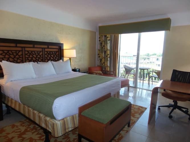Radisson Aquatica Resort Barbados photo 5