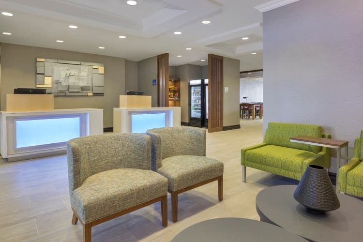 Holiday Inn Express & Suites North Bay photo 3