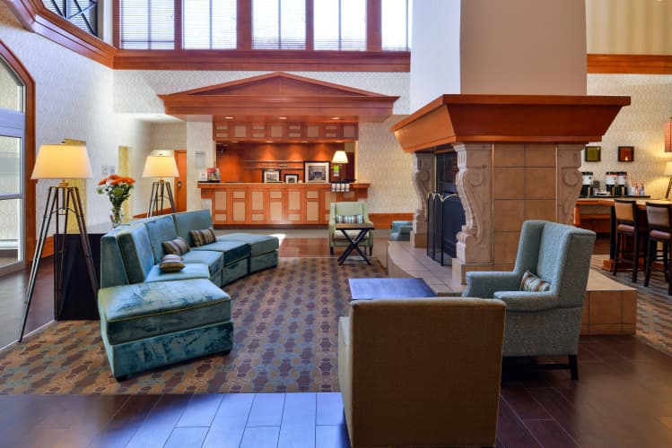 Hampton Inn & Suites By Hilton Calgary- University Northwest photo 3