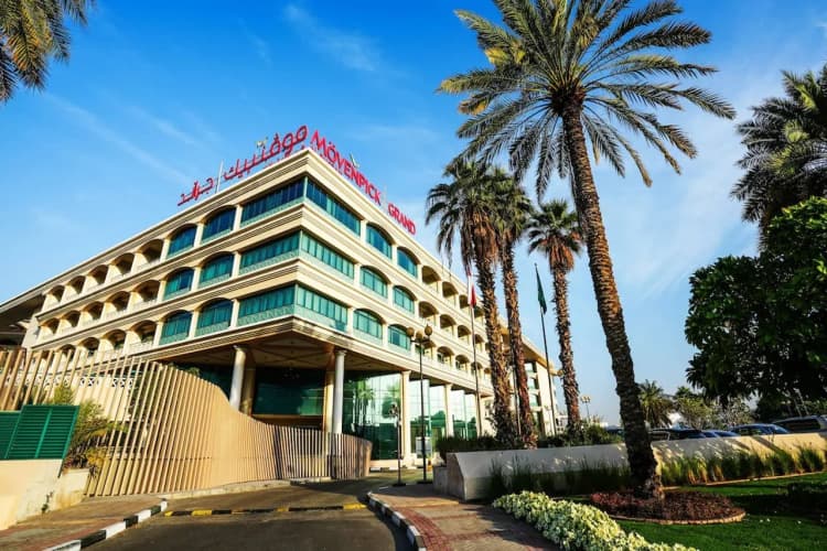 Mövenpick Dubai Grand Al Bustan photo 2