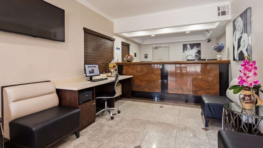 Best Western Hollywood Plaza Inn -Hollywood Walk of Fame, photo 3