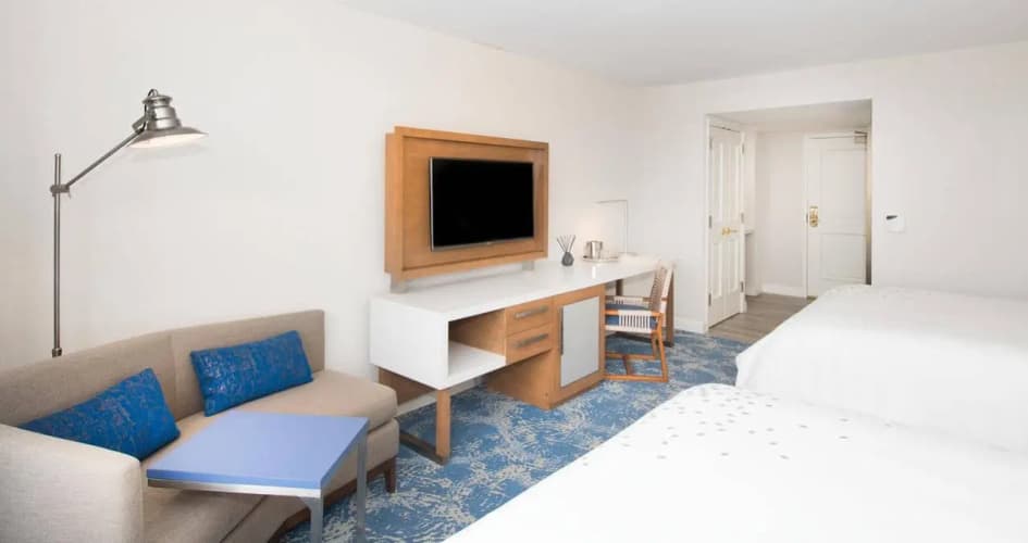 Renaissance Newport Beach Hotel photo 5