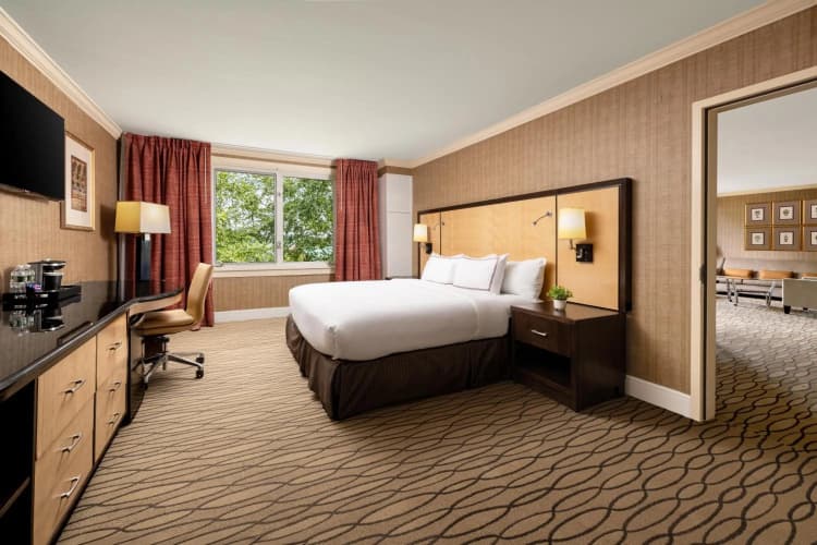 Sleepy Hollow Hotel & Conference Center photo 3