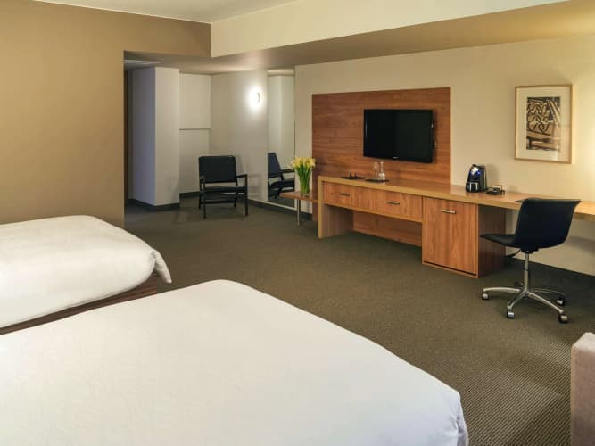Pullman Lima San Isidro photo 4