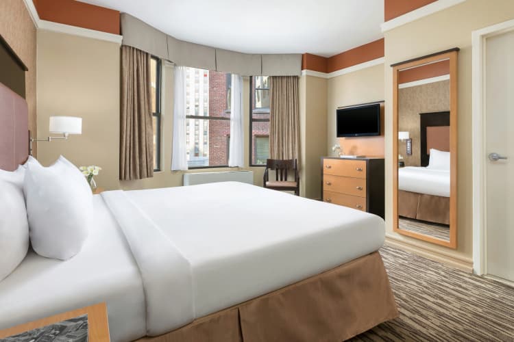 The Hotel @ Fifth Avenue photo 5