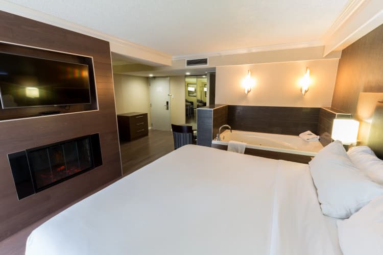 Holiday Inn Express Edmonton Downtown photo 4