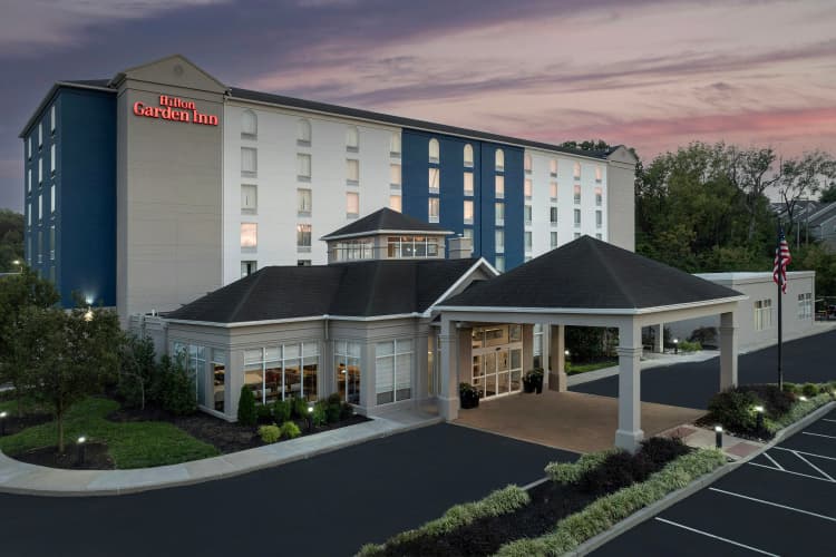 Hilton Garden Inn Philadelphia/Ft. Washington photo 2