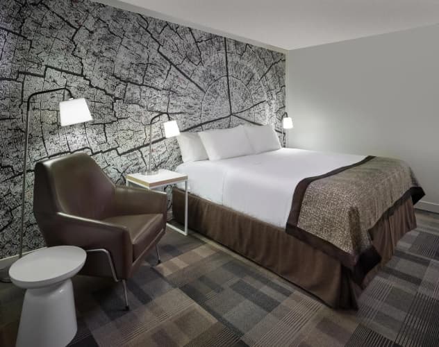 Coast Canmore Hotel & Conference Centre photo 3