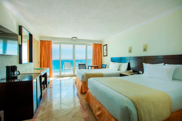 Krystal Cancun photo 5