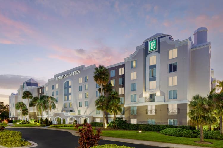 Embassy Suites by Hilton Orlando Lake Buena Vista Resort photo 2