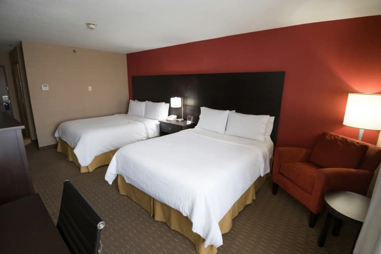 Holiday Inn Express & Suites Chatham South photo 4