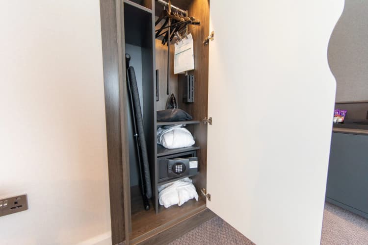 Holiday Inn Blackpool - An IHG Hotel photo 4