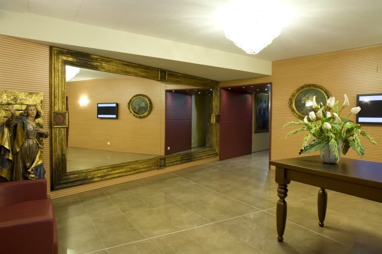 Base Hotel, photo 3