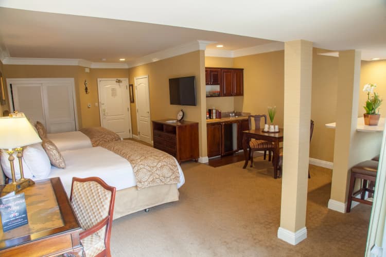 Best Western Plus Sunset Plaza Hotel photo 5
