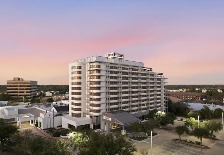 Hilton University Drive photo 2