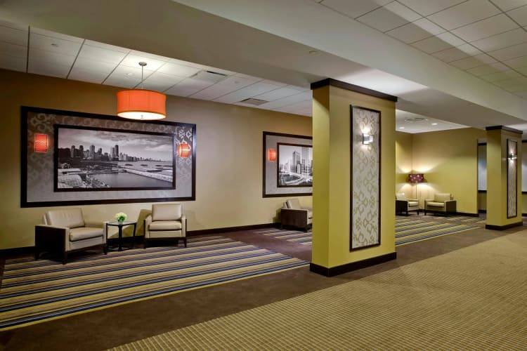 Crowne Plaza Chicago Ohare Hotel And Conference Center photo 5