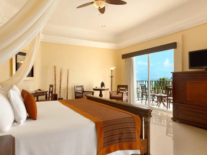 Wyndham Alltra Playa del Carmen Adults Only All Inclusive, photo 4