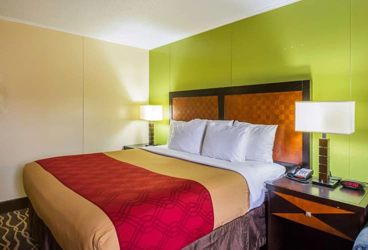 Econo Lodge photo 5