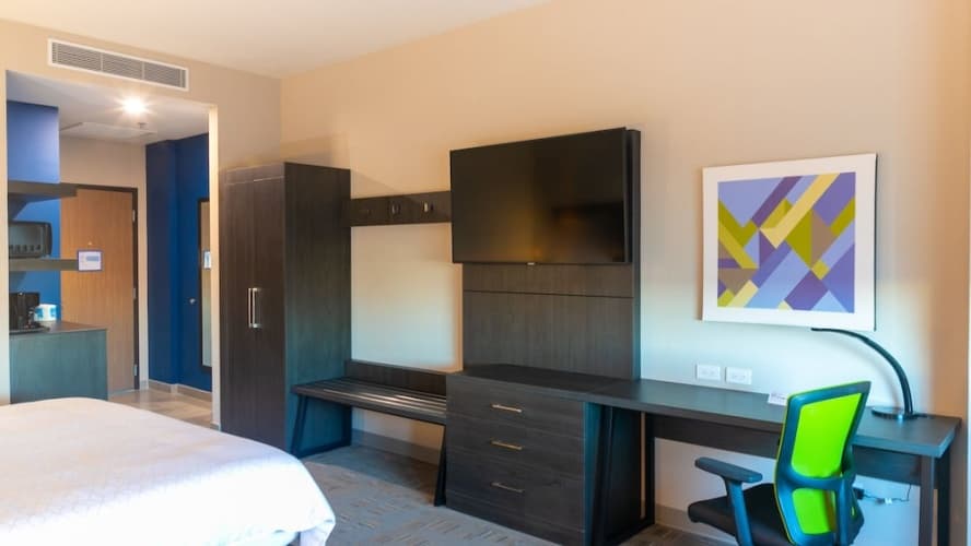 Holiday Inn Express & Suites Tijuana Otay photo 4