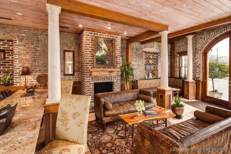 Andrew Pinckney Inn photo 3