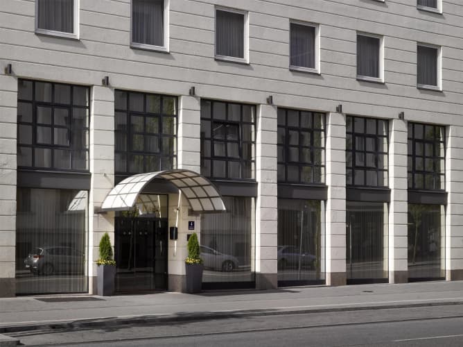 K+K Hotel am Harras photo 2