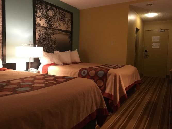 Super 8 by Wyndham Thunder Bay photo 3