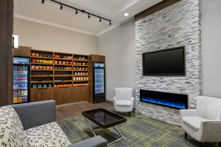 Hampton Inn by Hilton Kamloops photo 3