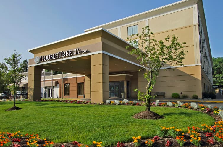 DoubleTree by Hilton Hotel Mahwah photo 2
