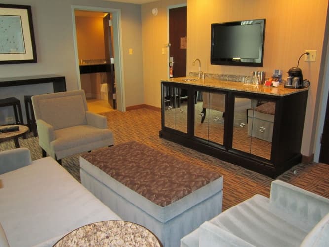 Crowne Plaza Lombard Downers Grove photo 3