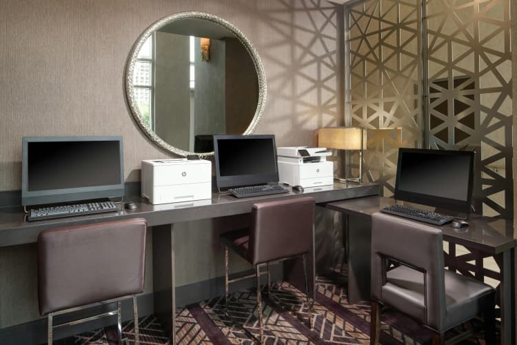 Embassy Suites by Hilton Charlotte Uptown photo 5