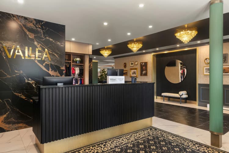 Le St-Martin Bromont Hotel & Suites photo 3