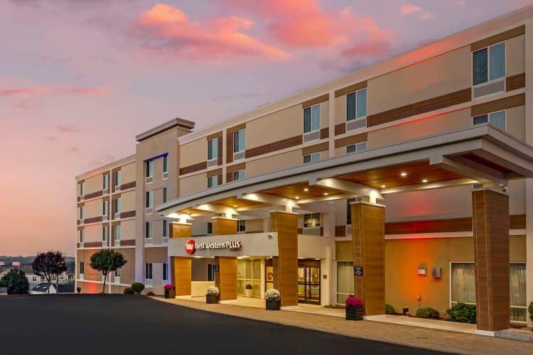 Best Western Plus North Shore Hotel photo 2