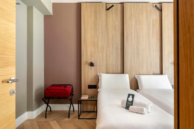 B&B HOTEL Genova City Center photo 4