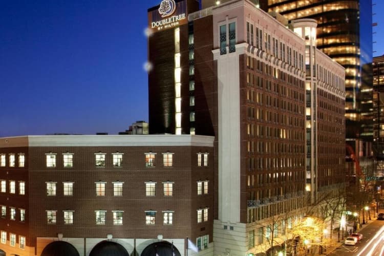 DoubleTree by Hilton Charlotte City Center photo 2