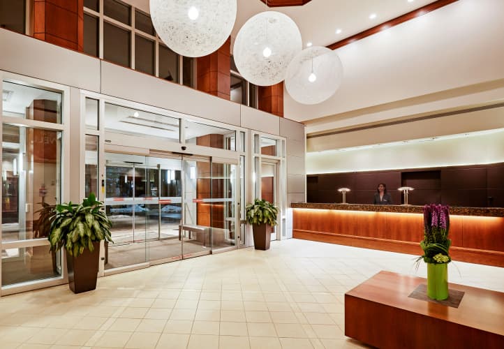 Intercontinental Suites Cleveland photo 3