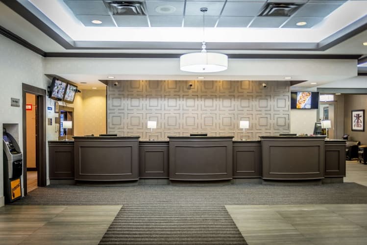 Coast Calgary University Area Hotel by APA, photo 2