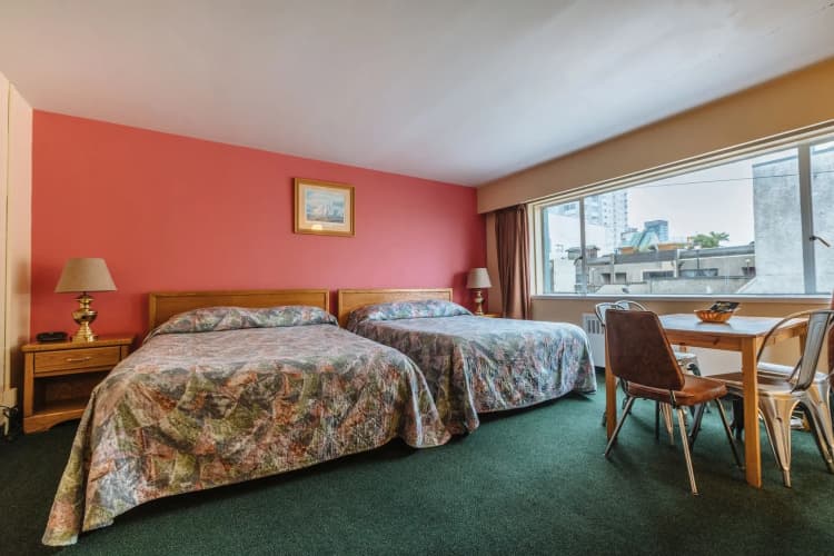 English Bay Hotel photo 5