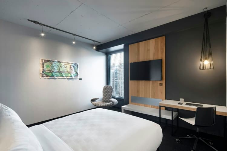 Alt Hotel Ottawa photo 4