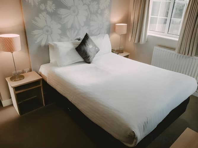 Nant Ddu Lodge Hotel & Spa photo 4