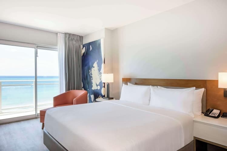 Embassy Suites by Hilton Aruba Resort photo 5